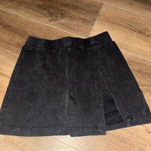 Women’s Skirt w/ Short
